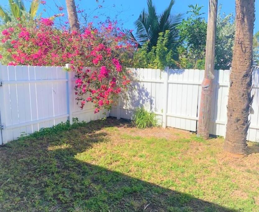 Bright And Beachy 2Bed 1Bath Home - Unit 210 코코아비치 외부 사진