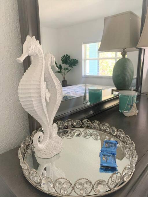 Bright And Beachy 2Bed 1Bath Home - Unit 210 코코아비치 외부 사진