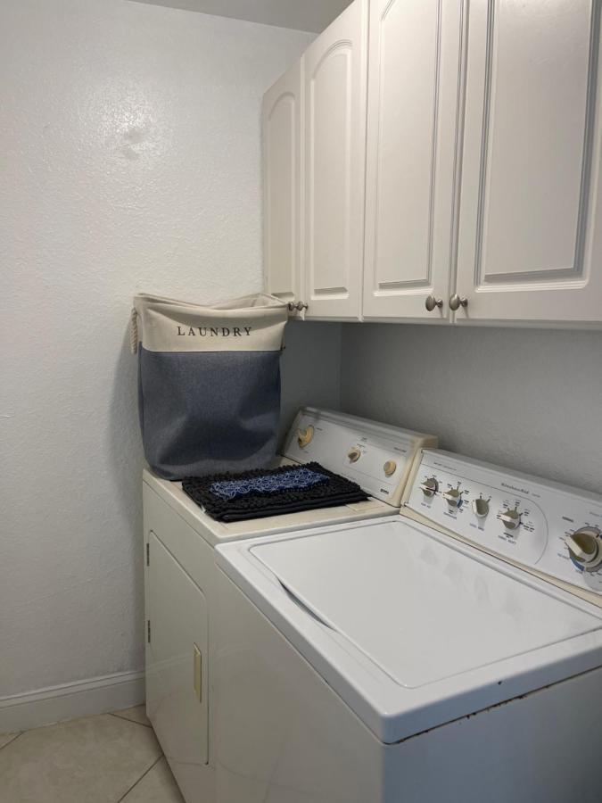 Bright And Beachy 2Bed 1Bath Home - Unit 210 코코아비치 외부 사진
