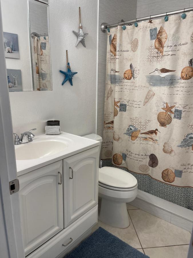 Bright And Beachy 2Bed 1Bath Home - Unit 210 코코아비치 외부 사진